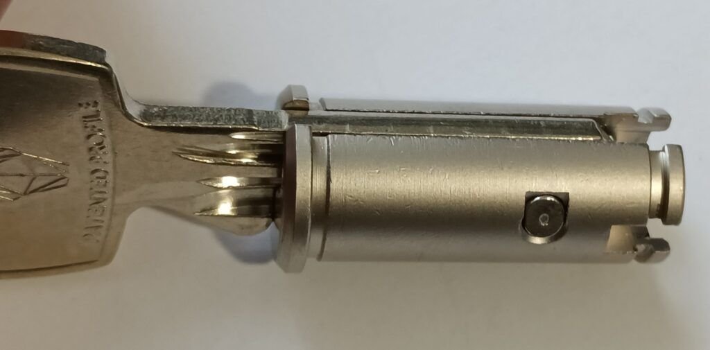 pinas-gaudyklė su raktu