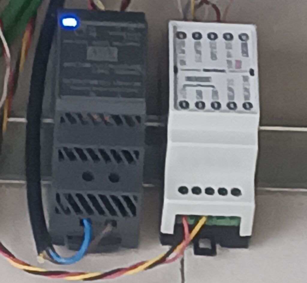 Navkom controller